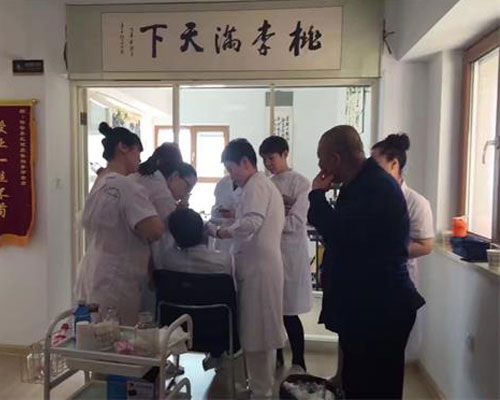 刺血疗法就选邦众康，让你身体变得更加健康！
